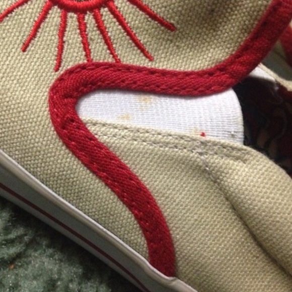 Kitson Caliente Slipon Sneakers Size 10 🌶 🌴 🌞 - Picture 3 of 4